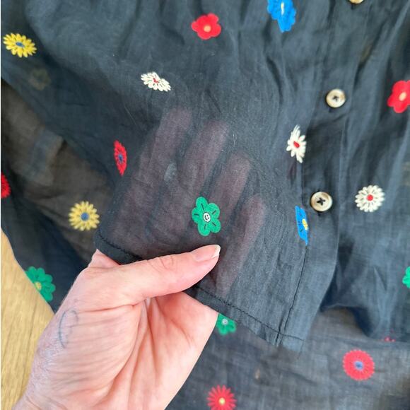 Mother Curved Hem Blouse The Breeze Top Size M Black Multicolor - Picture 2 of 6